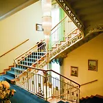 Alexandra Hotel 4*