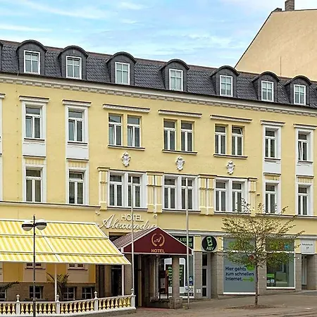 Alexandra 4*