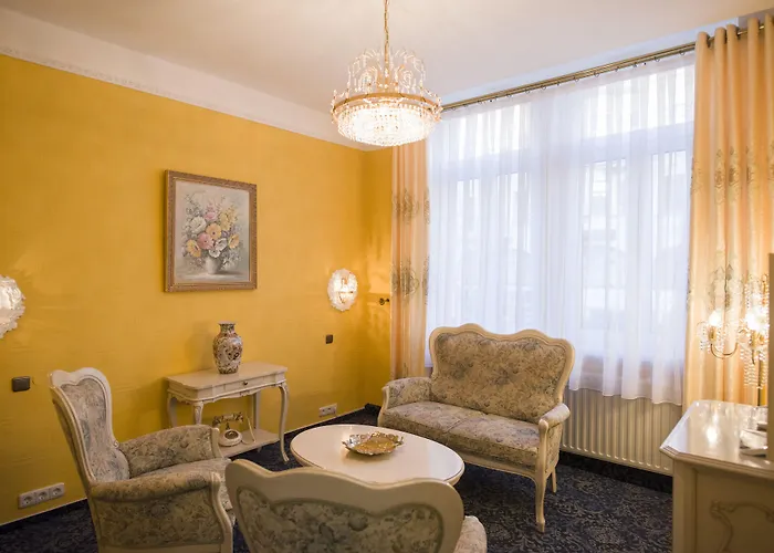 Alexandra بلوين